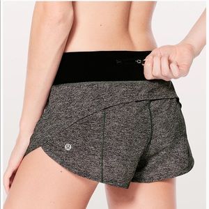 Lululemon Athletica Speed Up Short 2.5”